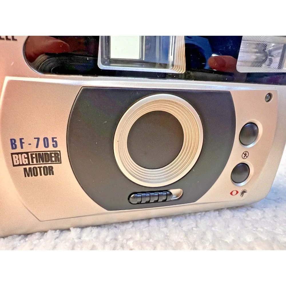 Y2K Bell & Howell BF-705 Big Finder 35mm Film Camera Flash Point Shoot Tested